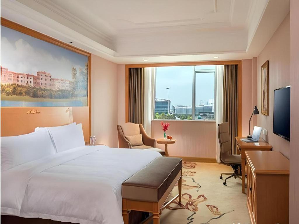 Vienna Hotel Tianjin Guizhou Road Branch Exterior photo